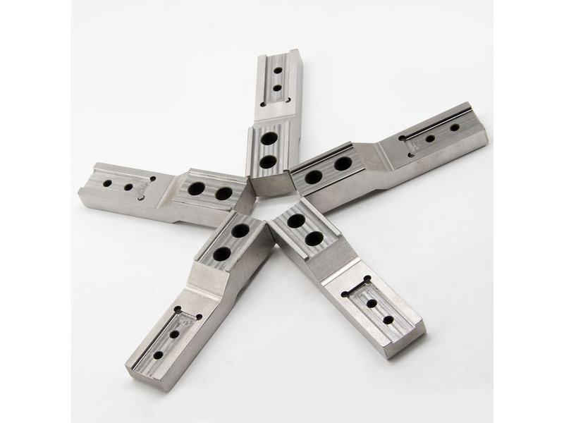 CNC精密零件生產(chǎn) CNC精密零件生產(chǎn)